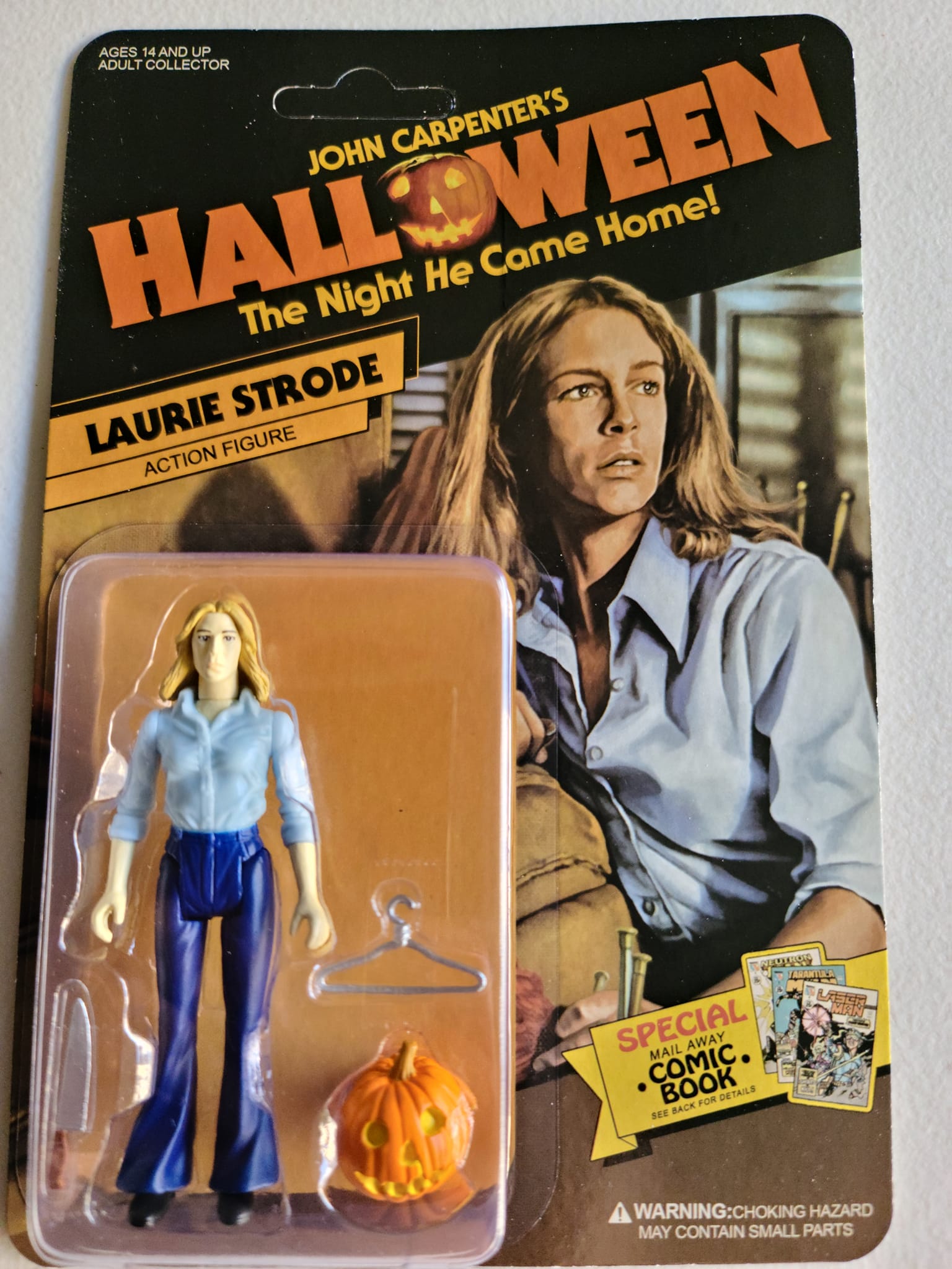 Laurie strode action hot sale figure